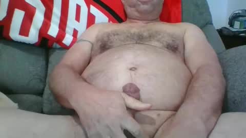 Snapshot of mikes6inch chatting on 02/15/25, 08:00 mikes6inch online show from 02/15/25, 08:00