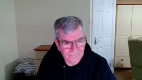 Snapshot of mikespait chatting on 11/05/25, 08:58 mikespait online show from 11/05/25, 08:58