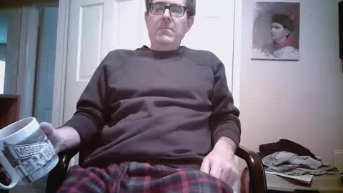 Snapshot of mikewulds chatting on 04/25/26, 12:30 Mike online show from 04/25/26, 12:30
