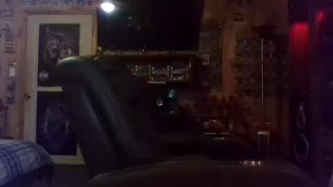 Snapshot of mikey33436 chatting on 09/15/25, 01:16 Michael online show from 09/15/25, 01:16