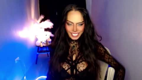 Mistress MikeyAlawi online show from 03/09/26, 10:08
