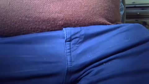 Snapshot of mikeybed chatting on 02/12/25, 09:31 mikeybed online show from 02/12/25, 09:31