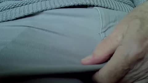 mikeybed online show from 11/11/25, 01:11