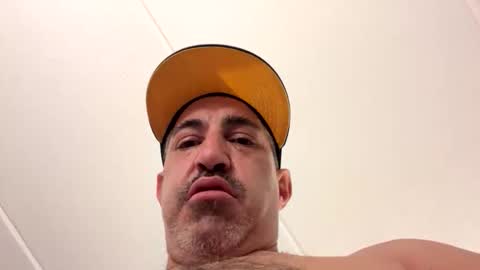 Snapshot of mikeymeatballs chatting on 03/27/26, 11:26 mikeymeatballs online show from 03/27/26, 11:26