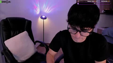 Snapshot of mikeyvioleta chatting on 05/10/26, 11:37 VIOLETAMIKE online show from 05/10/26, 11:37