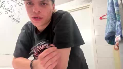 mikeyx7 online show from 05/26/26, 01:23