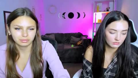 Miki online show from 09/10/25, 01:55