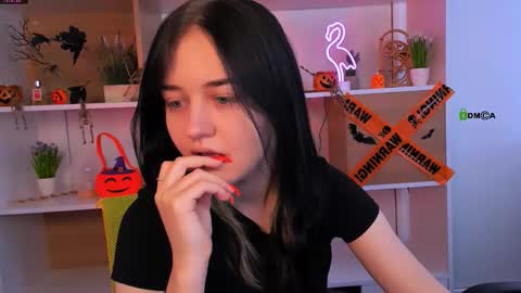 Snapshot of miki_ti chatting on 10/30/25, 09:22 miki_ti online show from 10/30/25, 09:22