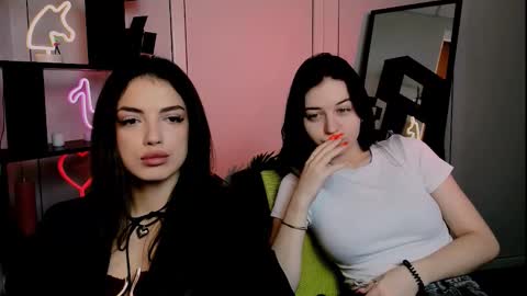 Snapshot of miki_ti chatting on 11/20/25, 09:20 miki_ti online show from 11/20/25, 09:20