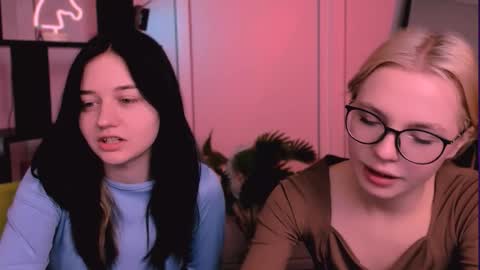 Snapshot of miki_ti chatting on 11/21/25, 09:41 miki_ti online show from 11/21/25, 09:41