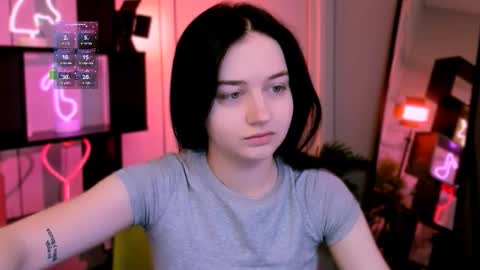 Snapshot of miki_ti chatting on 11/27/25, 10:39 miki_ti online show from 11/27/25, 10:39