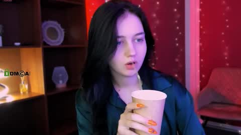 Snapshot of miki_ti chatting on 12/01/25, 05:56 miki_ti online show from 12/01/25, 05:56