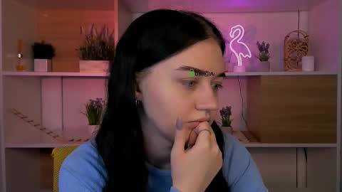 Snapshot of miki_ti chatting on 12/15/25, 06:06 miki_ti online show from 12/15/25, 06:06