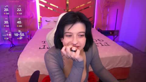 Miki online show from 03/12/25, 09:56