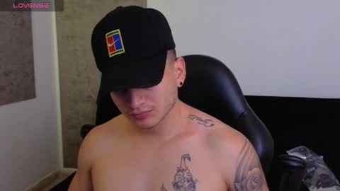 MIKKE online show from 03/09/26, 02:32