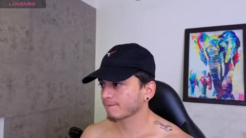 Snapshot of mikke_love chatting on 06/10/26, 01:21 MIKKE online show from 06/10/26, 01:21
