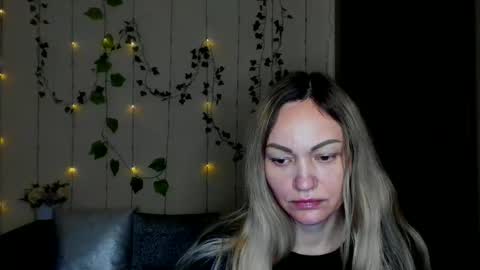 Adalina online show from 12/21/25, 12:23