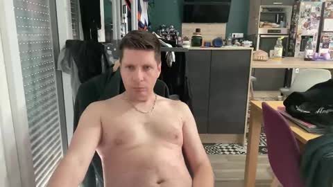 miklp8463 online show from 03/11/26, 09:37