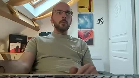 Snapshot of mikmik91 chatting on 01/17/25, 02:50 mikmik91 online show from 01/17/25, 02:50