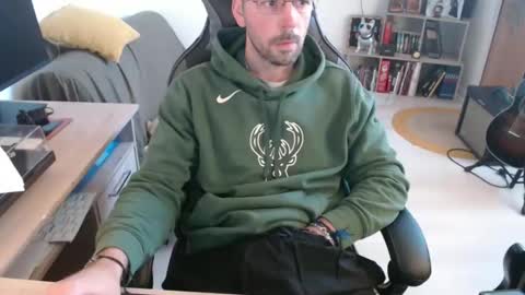 mikmik91 online show from 03/03/26, 11:05