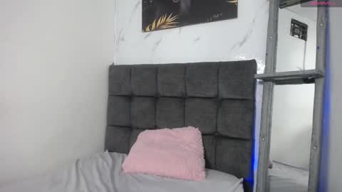 Mikoto Urb online show from 01/21/25, 11:24