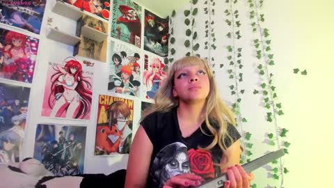 Snapshot of miku_katsuragi chatting on 12/05/24, 06:32   miku katsuragi  online show from 12/05/24, 06:32