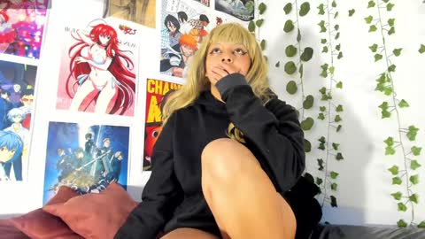 Snapshot of miku_katsuragi chatting on 12/23/24, 03:07   miku katsuragi  online show from 12/23/24, 03:07