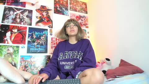 Snapshot of miku_katsuragi chatting on 01/26/25, 03:38   miku katsuragi  online show from 01/26/25, 03:38