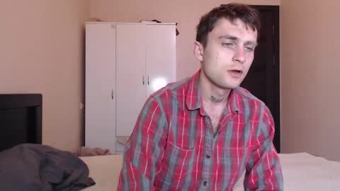 Snapshot of mikw63 chatting on 03/14/26, 12:54 Sin online show from 03/14/26, 12:54