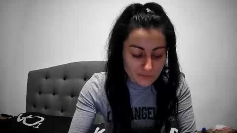 Mikyloveu online show from 02/09/26, 04:00