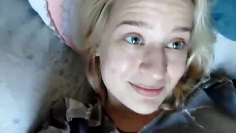 Mila 420 online show from 10/22/25, 08:03