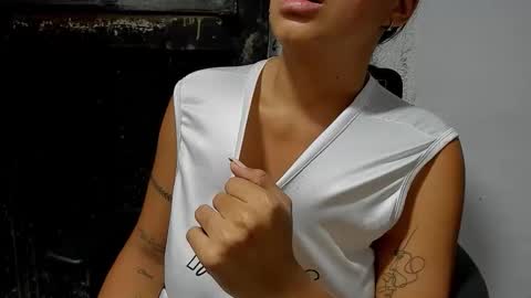 Snapshot of mila_bigboobs chatting on 02/07/26, 04:27 mila online show from 02/07/26, 04:27