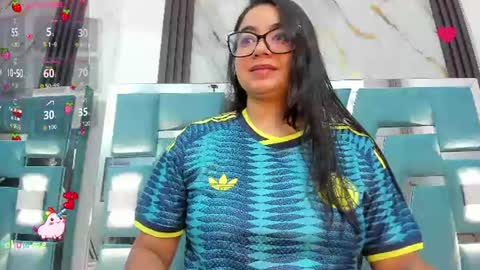 Snapshot of mila_clum chatting on 06/21/26, 11:46 Camila online show from 06/21/26, 11:46