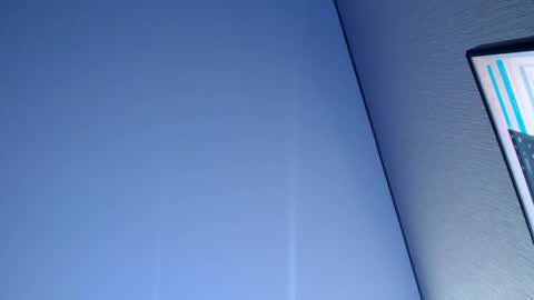 Mila online show from 04/04/26, 07:44