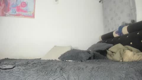 Snapshot of mila_dash chatting on 02/26/25, 02:04 Mila Dash online show from 02/26/25, 02:04