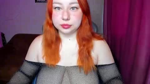 Snapshot of mila_foxxxy chatting on 09/18/25, 08:05 Mila shy sensual person online show from 09/18/25, 08:05