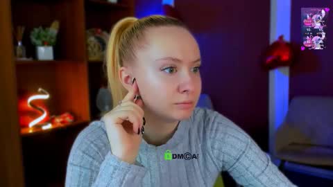 mila_glow online show from 02/12/26, 12:22