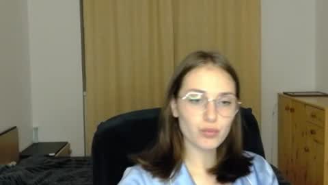 mila_keyy online show from 07/14/26, 08:14