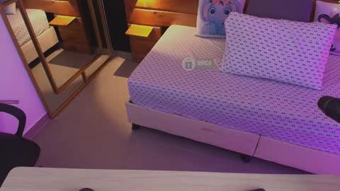 Milena  online show from 10/09/25, 11:08