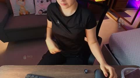 Milena  online show from 04/01/26, 11:11