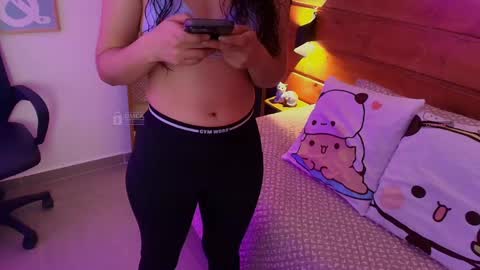 Snapshot of mila_kiitty chatting on 05/13/26, 11:40 Milena online show from 05/13/26, 11:40