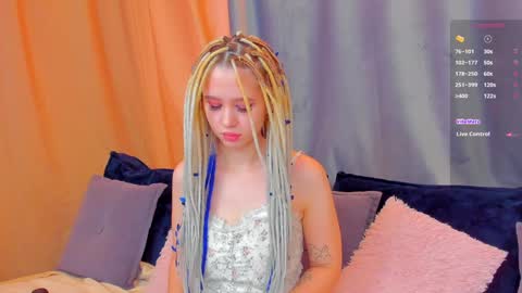 Snapshot of mila_kinor chatting on 12/11/24, 05:53 mila_kinor online show from 12/11/24, 05:53