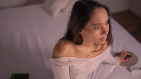 mila may  online show from 02/28/25, 06:10