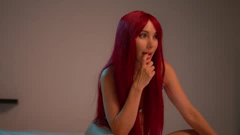 mila may  online show from 07/04/26, 12:50