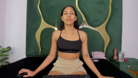 Snapshot of mila_petiteasm chatting on 06/20/26, 12:30 mila_petiteasm online show from 06/20/26, 12:30
