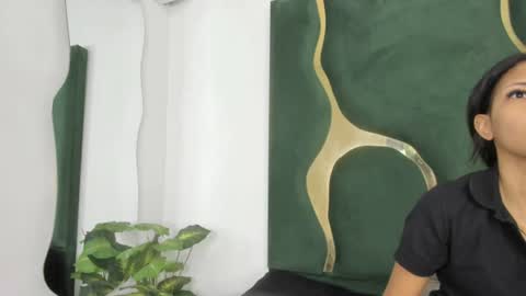 Snapshot of mila_petiteasm chatting on 07/10/26, 12:08 mila_petiteasm online show from 07/10/26, 12:08