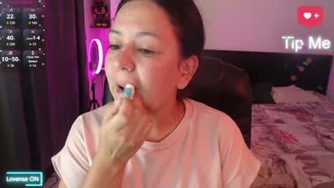 mila_phoenix online show from 11/11/25, 10:15