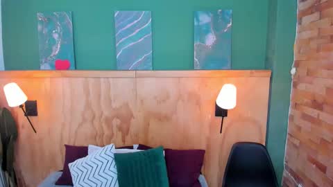 Mila and samy online show from 12/02/25, 11:59