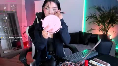 Mila online show from 11/04/25, 12:04