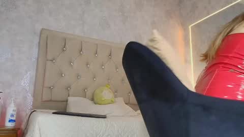  MILA    online show from 05/02/26, 04:17